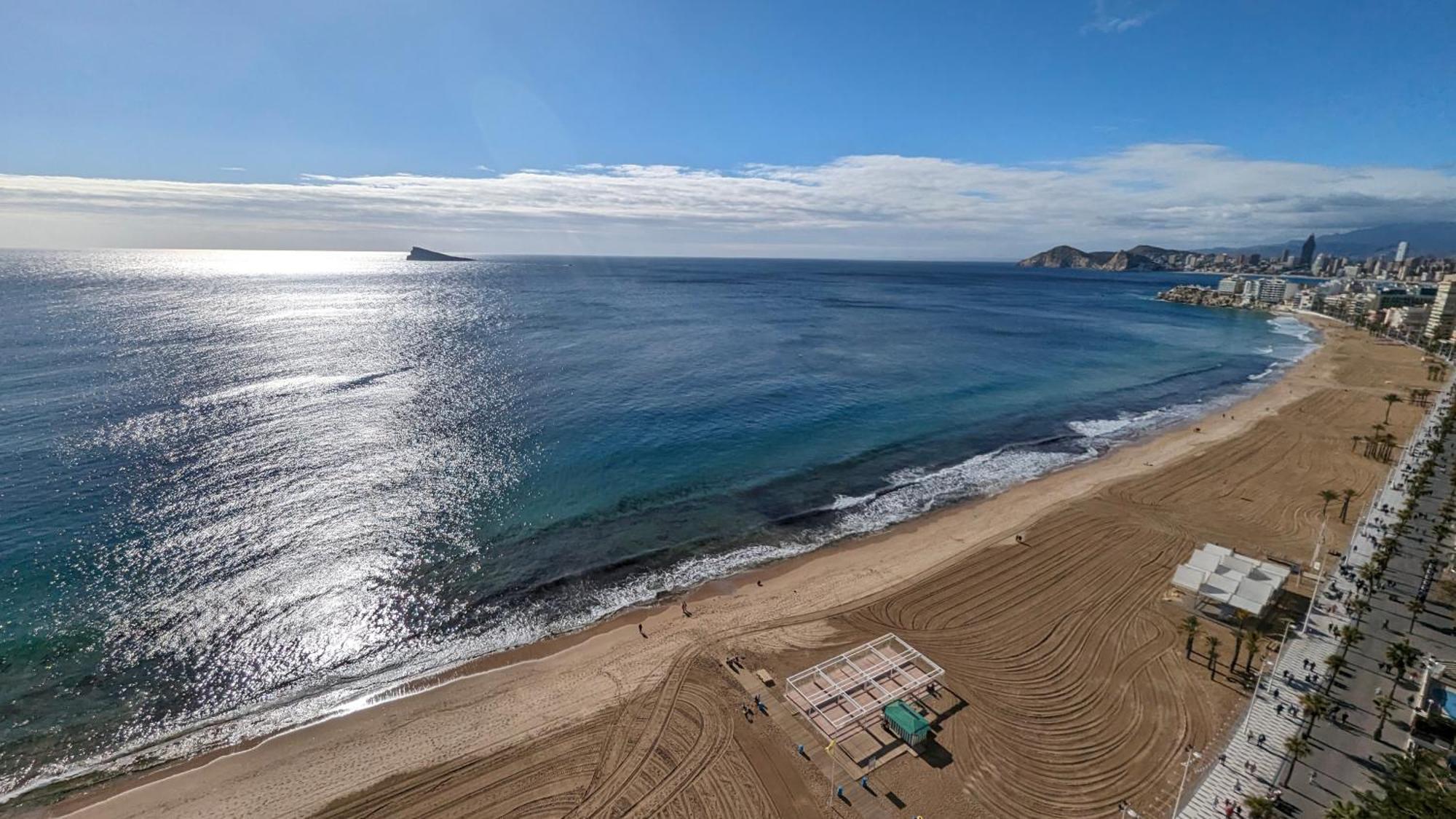 Las Arenas Sea Front Apartments Benidorm Exterior photo