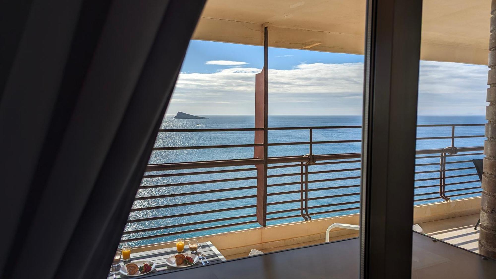 Las Arenas Sea Front Apartments Benidorm Exterior photo
